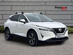 White Used 2022 Nissan Qashqai N-Connecta SUV | £19,345 (Fair price)