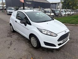White Used 2013 Ford Fiesta Hatchback | £3,495 (Fair price)