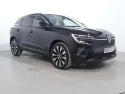 Black Used 2023 Renault Austral Techno SUV | £22,400 (Good price)