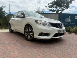 White Used 2016 Nissan Pulsar N-Connecta Hatchback | £6,295 (Fair price)