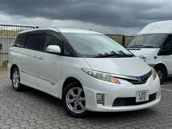 White Used 2010 Toyota Estima MPV | £8,995 (A bit pricey)