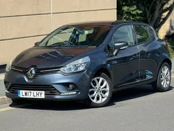 Grey Used 2017 Renault Clio IV Dynamique Hatchback | £6,995 (Fair price)