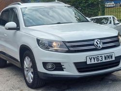 White Used 2013 VW Tiguan Match SUV | £4,650 (Fair price)
