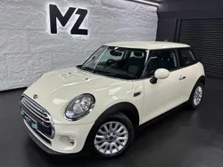 White Used 2015 Mini Cooper Hatch Hatchback | £4,295 (Good price)