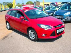 Red Used 2014 Ford Focus Titanium Estate | £5,995 (Fair price)