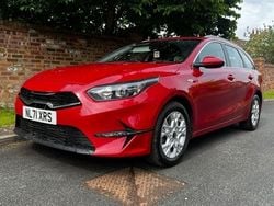 Red Used 2021 Kia Ceed Sportswagon Estate | £12,990 (Fair price)