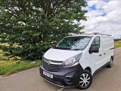 White Used 2016 Vauxhall Vivaro Van | £6,495 (Good price)