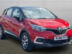 Other Used 2018 Renault Captur Play SUV | £6,999 (Fair price)