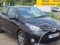 Black Used 2016 Toyota Yaris Hybrid Hatchback | £7,480