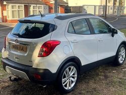 White Used 2016 Vauxhall Mokka SUV | £3,295 (Good price)