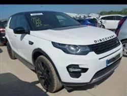 White Used 2015 Land Rover Discovery Sport HSE Luxury SUV | £10,995