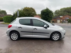 Silver Used 2009 Peugeot 207 Hatchback | £1,799 (Fair price)