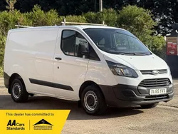 White Used 2015 Ford Transit Custom | £7,990 (Fair price)