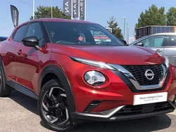 Red Used 2023 Nissan Juke N-Connecta SUV | £16,999 (Fair price)