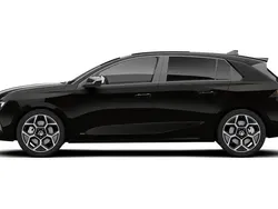 Used 2025 Vauxhall Astra Ultimate Hatchback | £17,999 (Good price)
