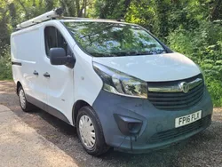 White Used 2016 Vauxhall Vivaro S Van | £6,500 (Fair price)