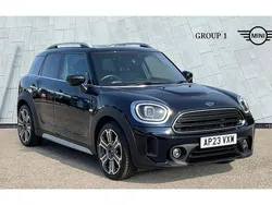 Black Used 2023 Mini Cooper Countryman Exclusive SUV | £27,995 (Expensive)