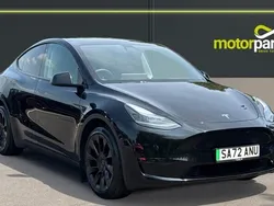 Black metallic Used 2022 Tesla Model Y Long Range SUV | £24,250 (Super price)