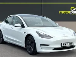 Pearl white multicoat Used 2021 Tesla Model 3 Long Range Sedan | £20,000 (Fair price)