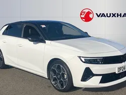 Used 2025 Vauxhall Astra Ultimate Hatchback | £18,820 (Good price)