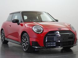 Red Used 2025 Mini Cooper SE Hatch Hatchback | £29,999