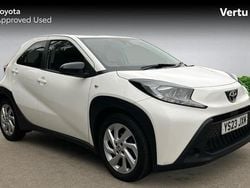 White Used 2023 Toyota Aygo PURE Hatchback | £11,786 (Good price)