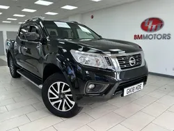 Black Used 2018 Nissan Navara Tekna Pickup | £16,495 (Fair price)