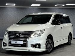 Pearl white Used 2013 Nissan Elgrand Nismo MPV | £9,990 (Good price)