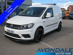White Used 2019 VW Caddy Highline MPV | £12,290 (Fair price)