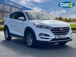 White Used 2016 Hyundai Tucson SE SUV | £7,790 (Fair price)