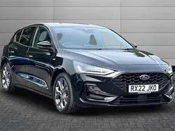 Agate black Used 2022 Ford Focus ST-Line Hatchback | £15,250 (Fair price)
