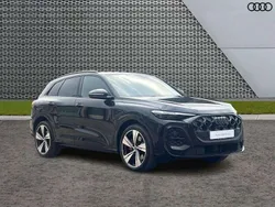 Black Used 2025 Audi SQ5 Advanced SUV | £68,495