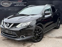 Black Used 2016 Nissan Qashqai Tekna SUV | £11,395 (Good price)