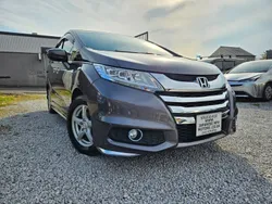 Grey Used 2016 Honda Odyssey Hybrid MPV | £15,995 (Good price)