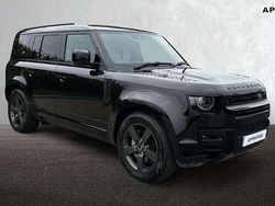 Black Used 2024 Land Rover Defender HSE Dynamic SUV | £68,995 (Fair price)
