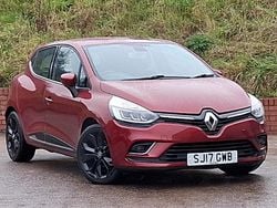 Red Used 2017 Renault Clio IV Dynamique Hatchback | £6,498 (Fair price)