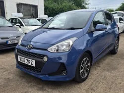 Blue Used 2017 Hyundai i10 Premium Hatchback | £4,995 (Super price)