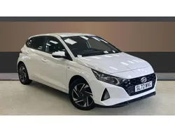 White Used 2022 Hyundai i20 SE Hatchback | £12,332 (Fair price)