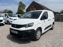 White Used 2020 Peugeot Partner MPV | £7,995 (Good price)
