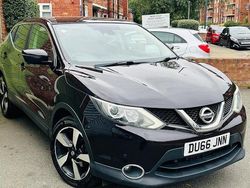 Used 2016 Nissan Qashqai N-Connecta SUV | £8,492 (Fair price)