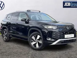 Black Used 2025 VW Tayron Match SUV | £40,895 (Super price)