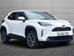 Pure white Used 2022 Toyota Yaris Cross SUV | £22,995