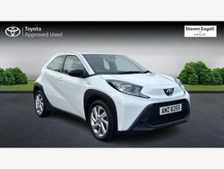White Used 2023 Toyota Aygo PURE Hatchback | £11,300 (Fair price)