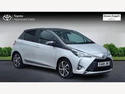 Silver Used 2019 Toyota Yaris Hybrid Hatchback | £14,514 (Fair price)