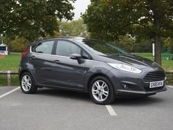 Grey Used 2016 Ford Fiesta Zetec Hatchback | £4,745 (Fair price)