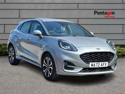 Solar silver premium paint Used 2022 Ford Puma ST-Line SUV | £15,495 (Fair price)