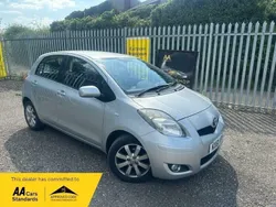 Silver Used 2011 Toyota Yaris Hatchback | £3,245 (Good price)