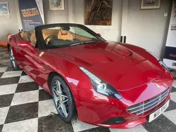 Red Used 2014 Ferrari California Cabriolet | £75,950 (Fair price)