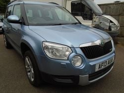 Blue Used 2013 Skoda Yeti GreenLine SUV | £5,695 (Fair price)