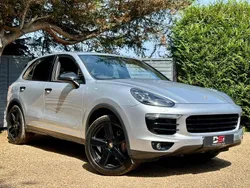 Silver Used 2017 Porsche Cayenne SUV | £24,490 (Fair price)